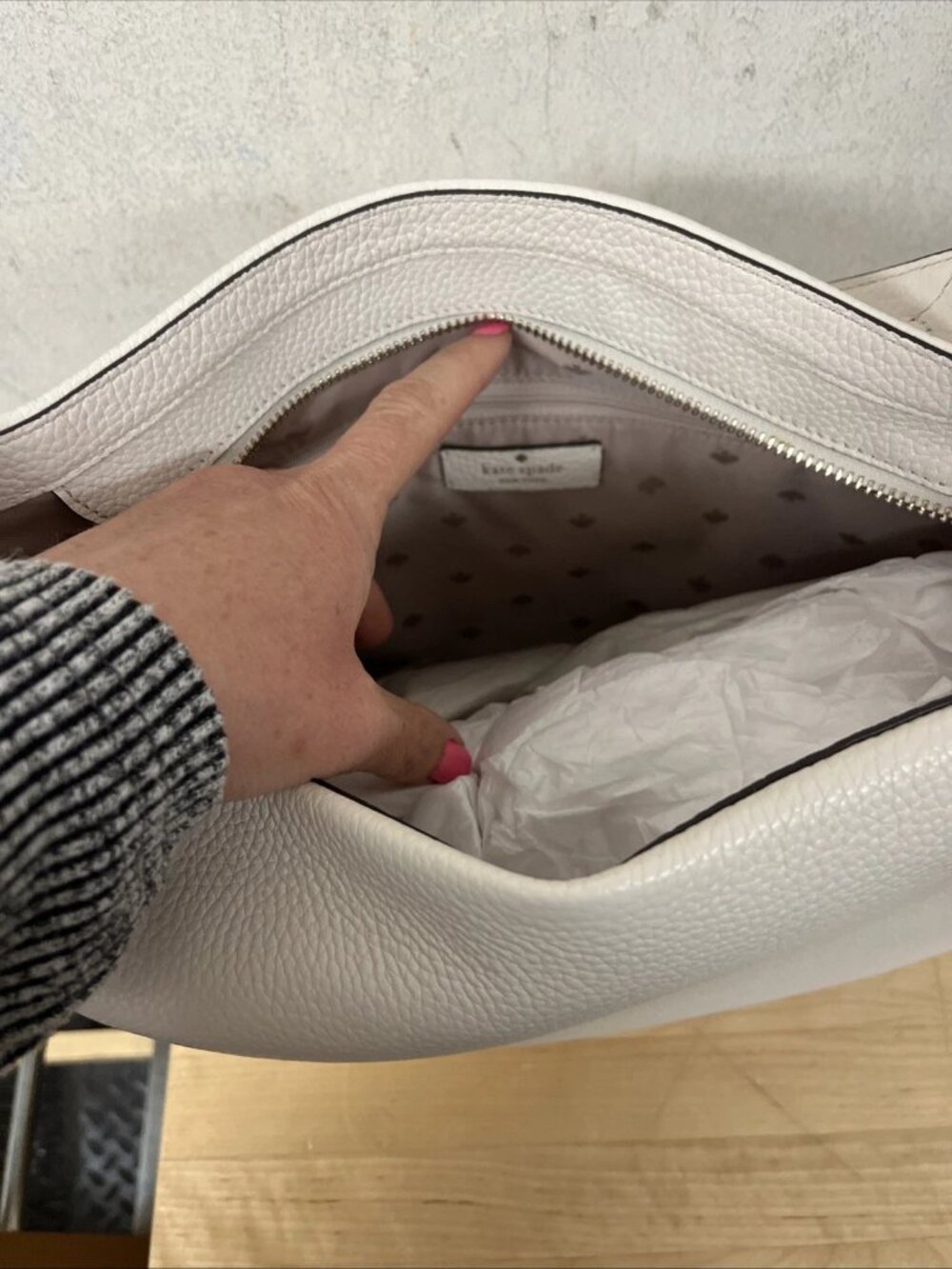 KATE SPADE NY Leather Shoulder Parchment (Off White)/Gold🌸 - Picture 7 of 7